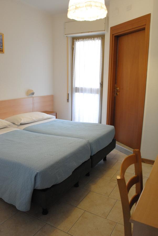 Hotel Villa Augusta Grado Exterior foto